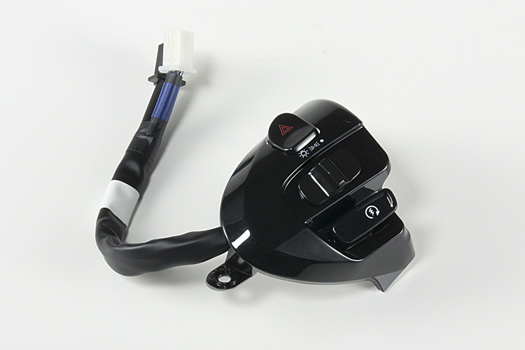 シグナスX  ぼのぼの ヤマハ純正部品】 シグナスX SE44J ｽｲｯﾁﾎﾞｯｸｽ 1MS-3976-05 | NBS